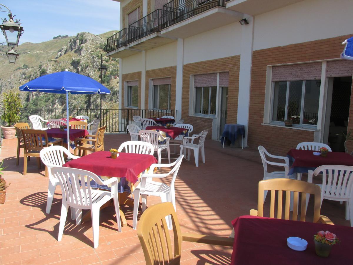 Hotel Panorama Di Sicilia Castelmola Extérieur photo
