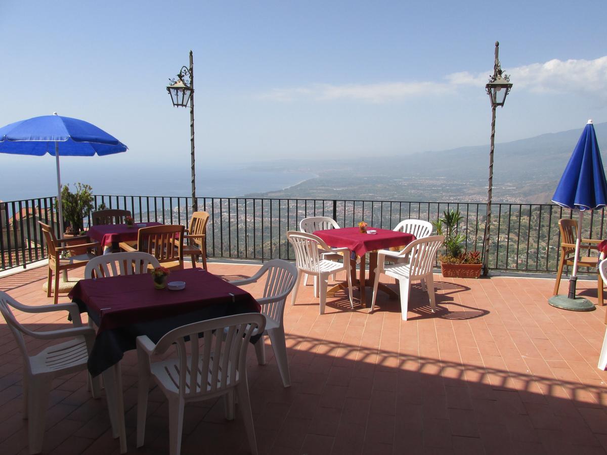 Hotel Panorama Di Sicilia Castelmola Extérieur photo